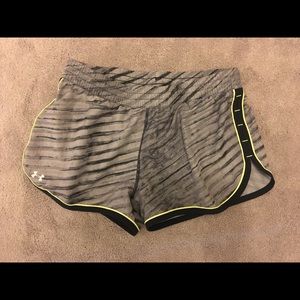 Women’s jog shorts, Under Armour, size M
